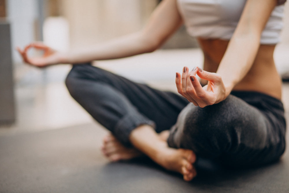 Les bienfaits du CBD avant et après une séance de yoga - Mon Petit Herbier