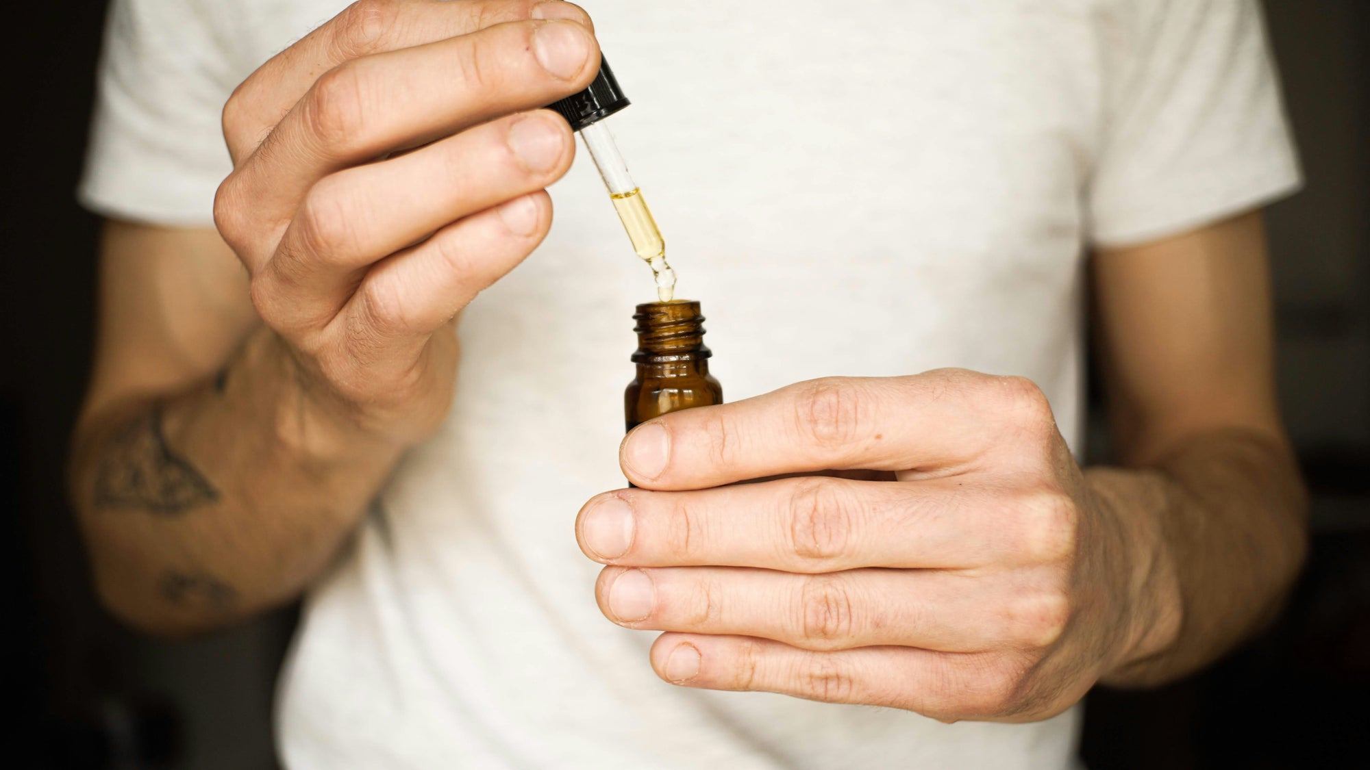 Comment consommer l'huile de CBD ? - Mon Petit Herbier